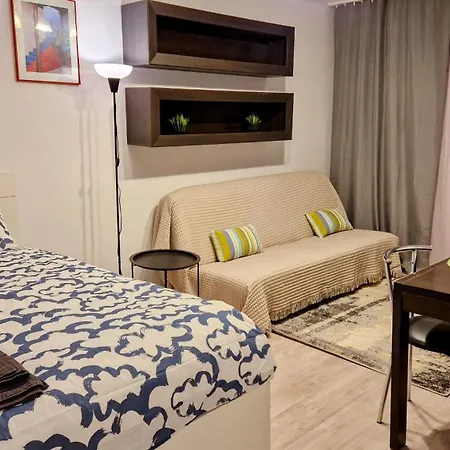 K22 Grzybowska Centrum Hostal